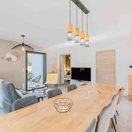 Дом отдыха Maison Recente, Plages Et Commerces A Pied *