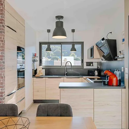 Дом отдыха Maison Recente, Plages Et Commerces A Pied Жуллувиль-ле-Пен