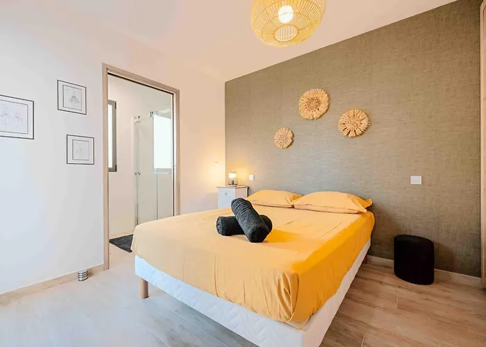 Maison Recente, Plages Et Commerces A Pied בית נופש *