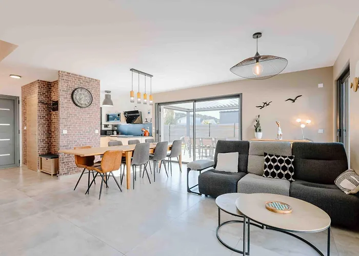 Maison Recente, Plages Et Commerces A Pied ז'ולוביל-לה-פאן