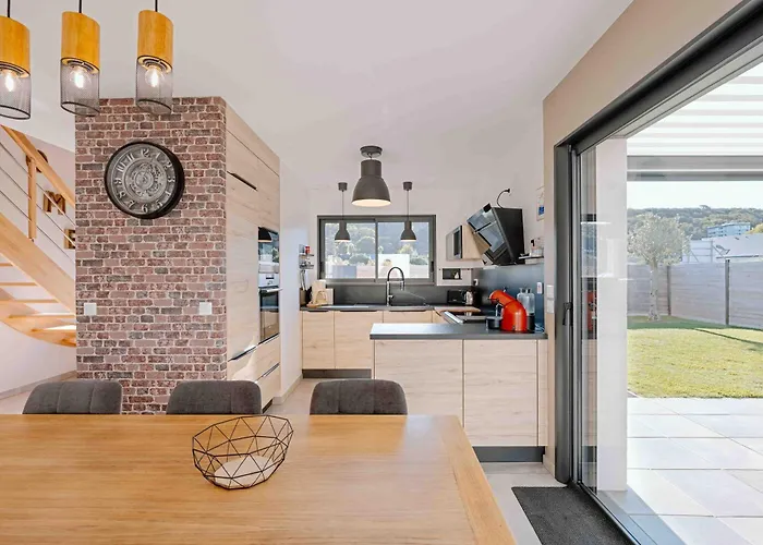 Maison Recente, Plages Et Commerces A Pied בית נופש ז'ולוביל-לה-פאן